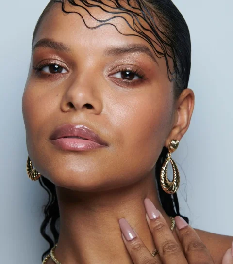 Lavender BB Cream Nails : la manucure lilas qui va rythmer la rentrée