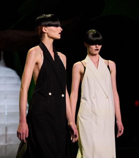 La coupe au bol vue sur le défilé Thom Browne peut-elle vraiment être tendance ?