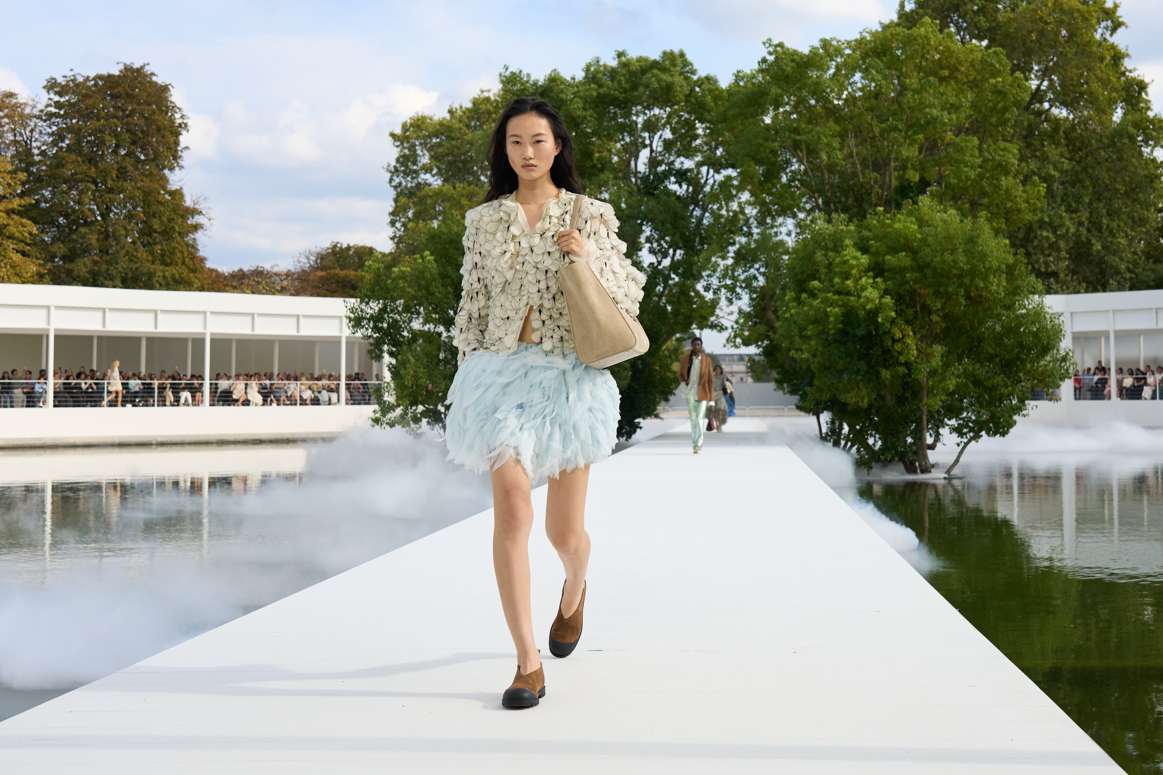 Dior printemps-été 2027 : les accessoires bucoliques du défilé de Jonathan Anderson